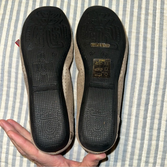 Sundance Shoes Pewter Leather Perforated US Size 6.5/7 - Picture 7 of 12